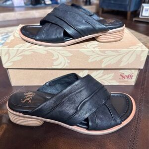 Söfft Fallon Comfort Slide Wedge Heel Sandal w Crisscross Straps in Black-Sz 8.5